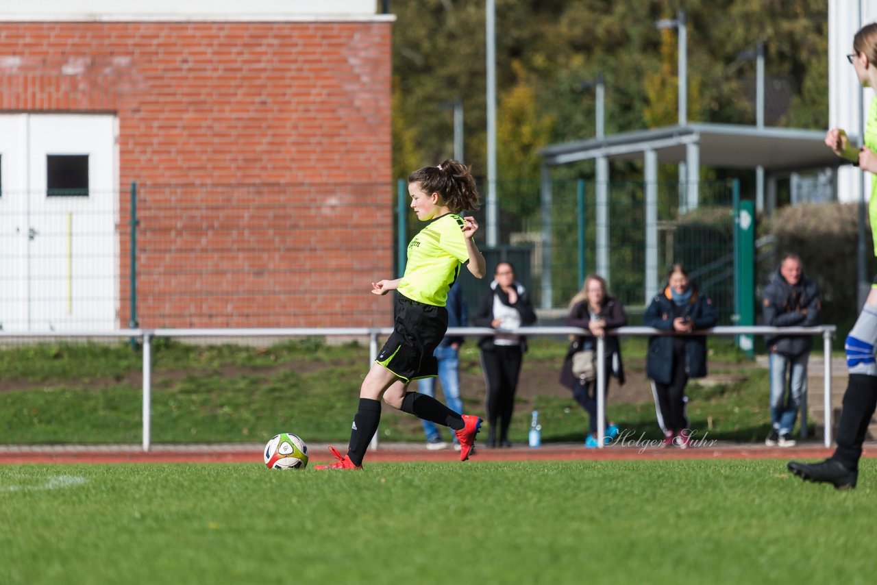 Bild 61 - B-Juniorinnen TSV Schoenberg - Holstein Kiel : Ergebnis: 0:23